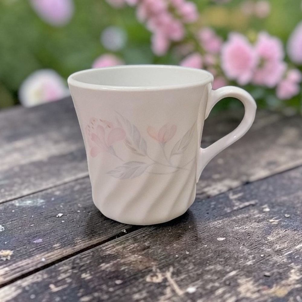 Corelle Pink Trio Coffee Cup, Swirled Poppy Mug, Corning Leaves‎ Flower Pattern
